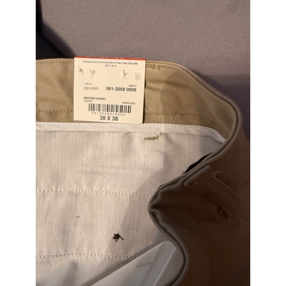 NWT St. John's Bay Mens Universal Easy-Care Pant Khaki 38x38 Classic Fit - Picture 3 of 3